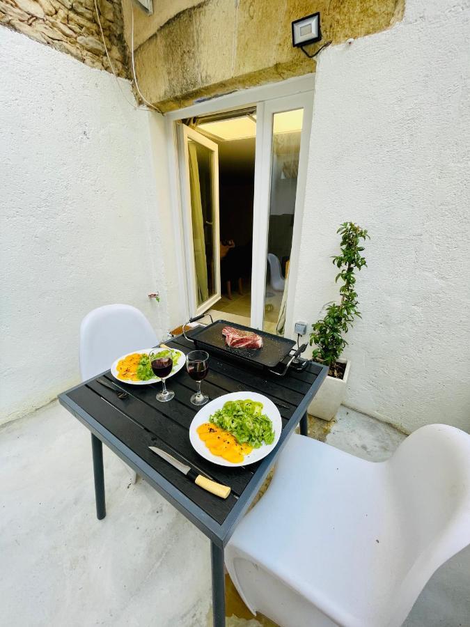 Maison Entiere, 2 Chambres Avec Parking Prive Gratuit Lunel  Dış mekan fotoğraf